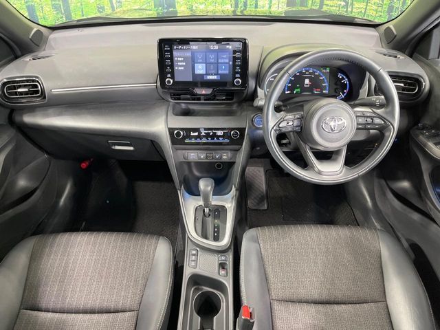 YARIS CROSS HYBRID