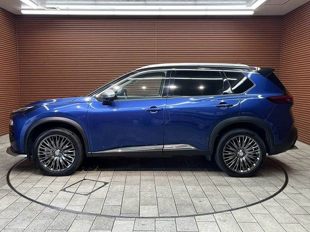 X-TRAIL HYBRID 4WD
