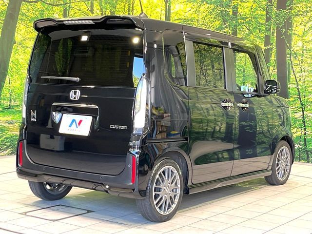 N BOX CUSTOM