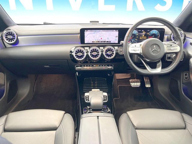 MERCEDES BENZ CLA class