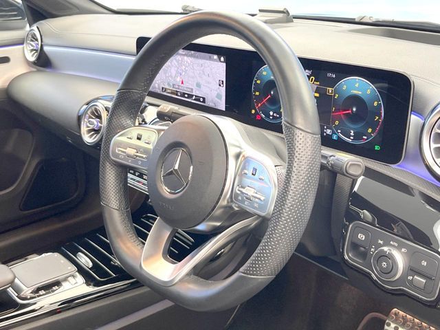 MERCEDES BENZ CLA class