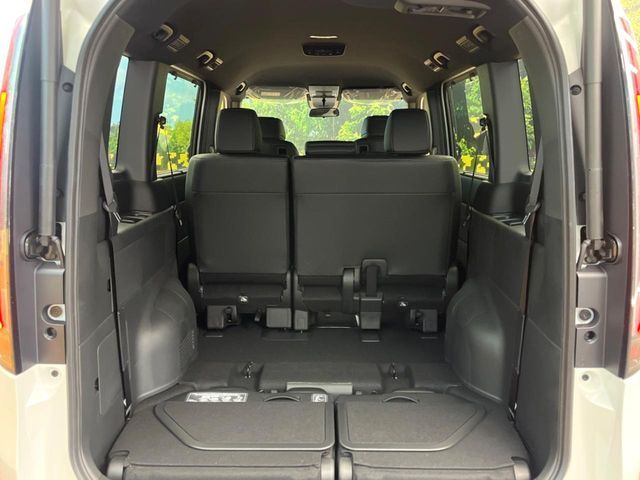 STEPWAGON e:HEV SPADA