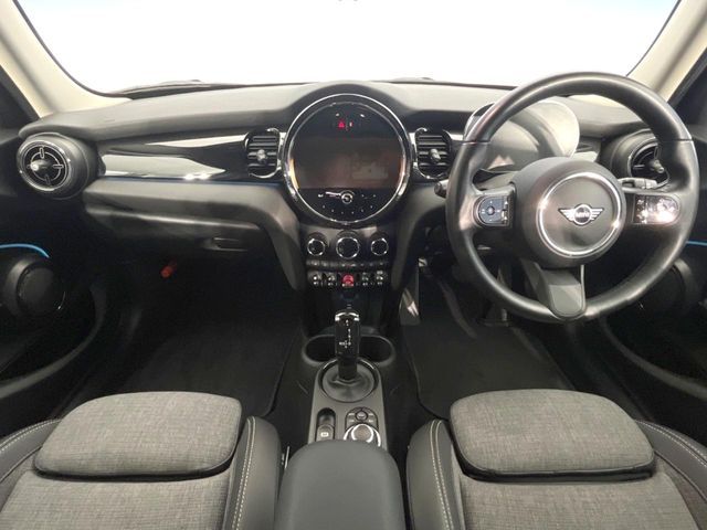MINI COOPER D 5DOOR