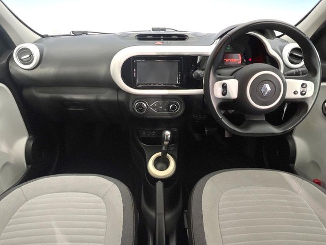 RENAULT TWINGO