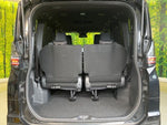 VOXY HYBRID