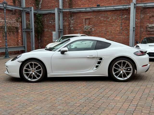 PORSCHE 718CAYMAN