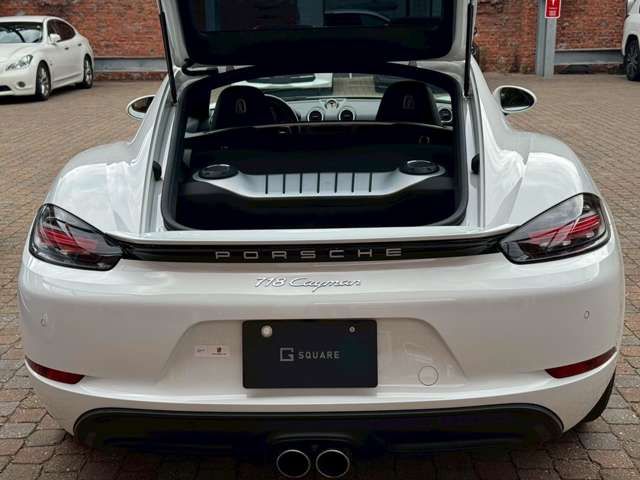 PORSCHE 718CAYMAN