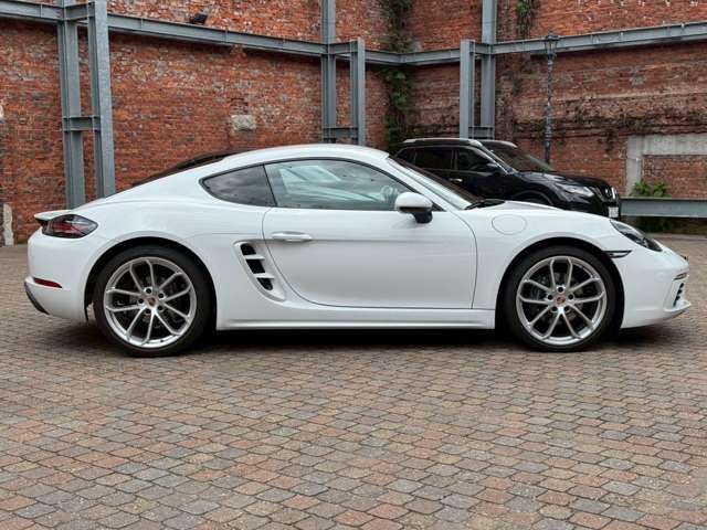 PORSCHE 718CAYMAN