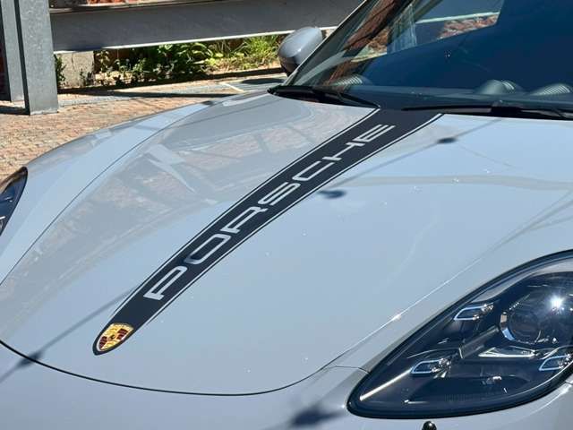 PORSCHE 718BOXSTER