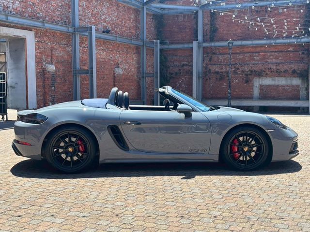 PORSCHE 718BOXSTER