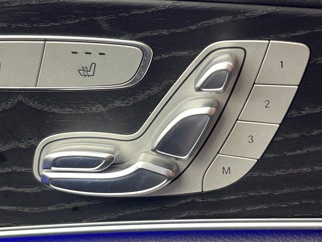 MERCEDES BENZ E class sedan