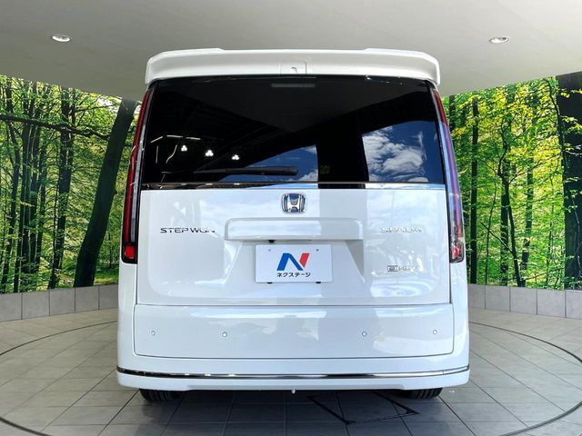 STEPWAGON e:HEV SPADA