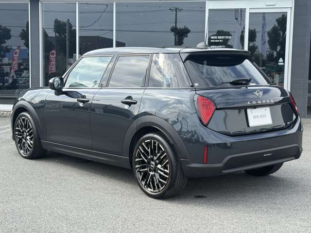 MINI COOPER 5DOOR