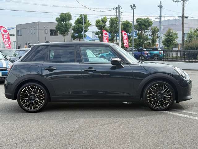 MINI COOPER 5DOOR
