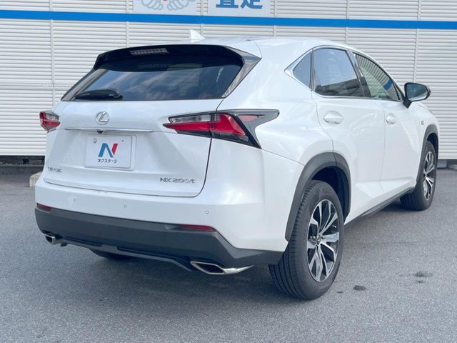 LEXUS NX200t