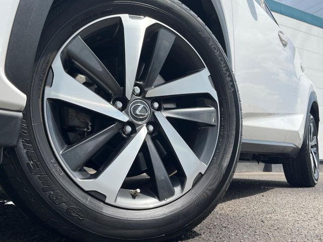 LEXUS NX300 AWD