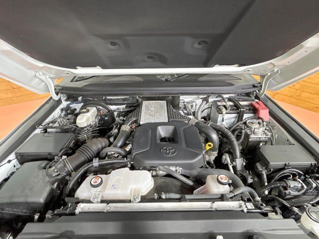 LANDCRUISER 250