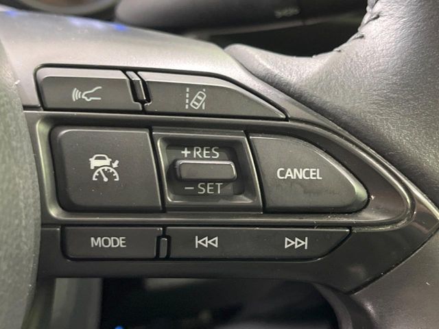 YARIS CROSS HYBRID