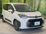 SIENTA HYBRID