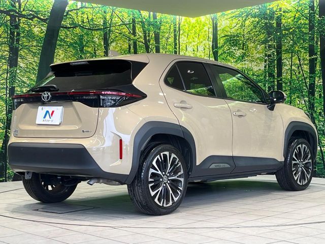 YARIS CROSS HYBRID