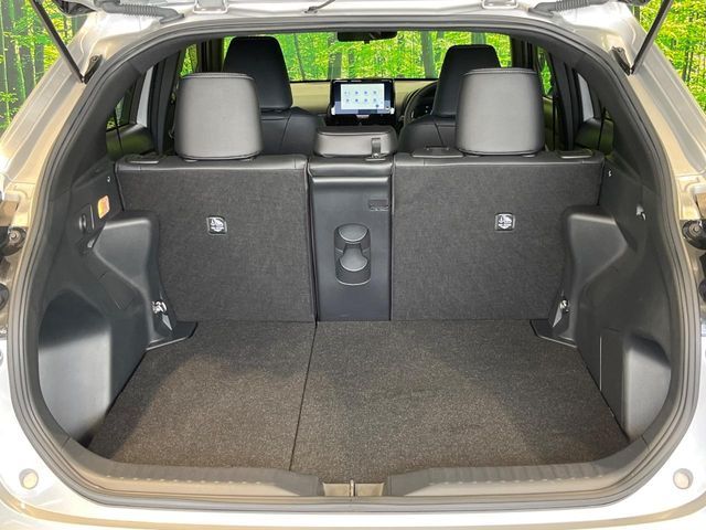 YARIS CROSS HYBRID