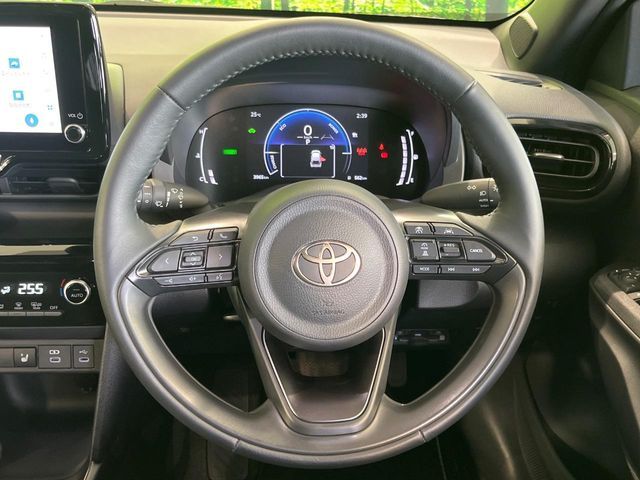 YARIS CROSS HYBRID