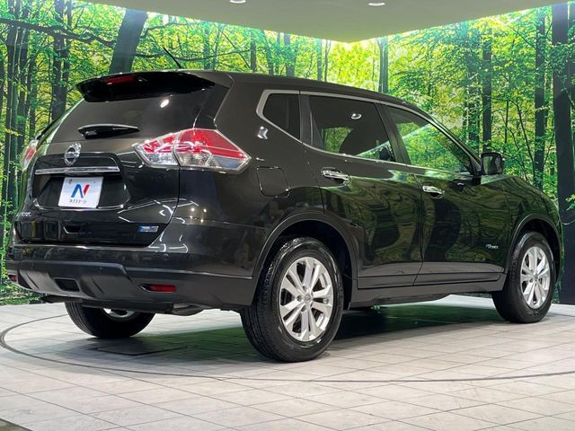 X-TRAIL HYBRID 4WD