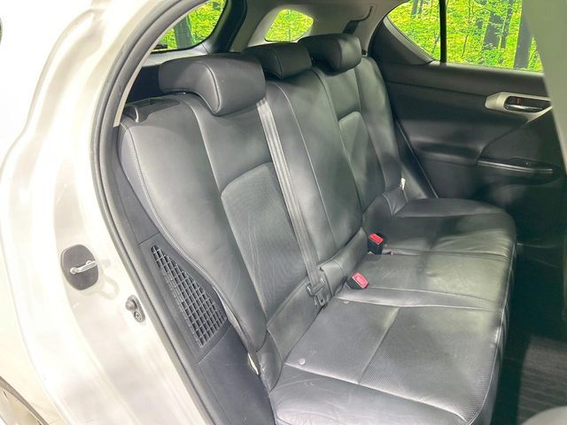 LEXUS CT200h