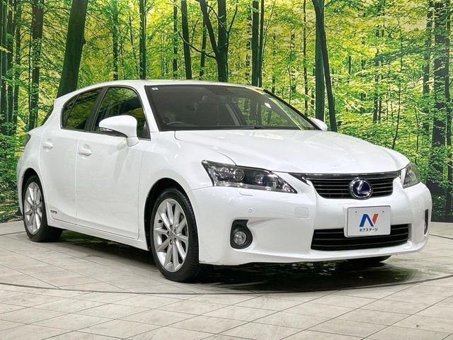 LEXUS CT200h