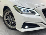 CROWN sedan hybrid