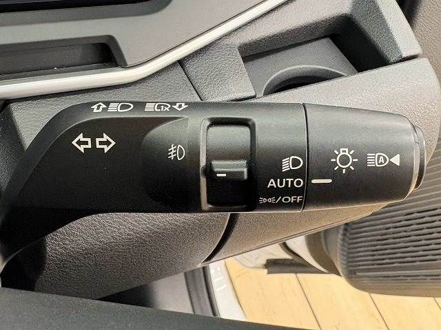 AURA