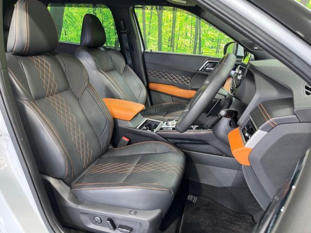 OUTLANDER PHEV