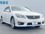CROWN sedan