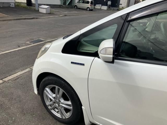 FIT HYBRID