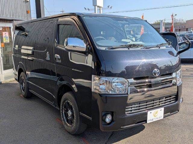 REGIUSACE van 4WD