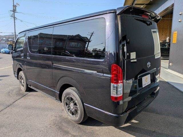 REGIUSACE van 4WD