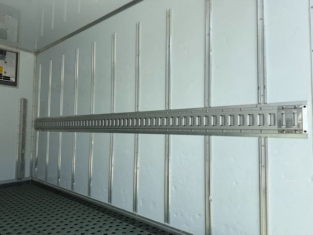 エルフ
