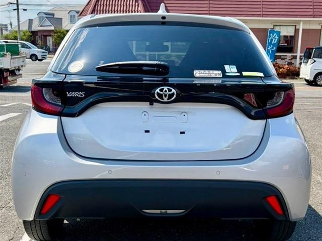 YARIS