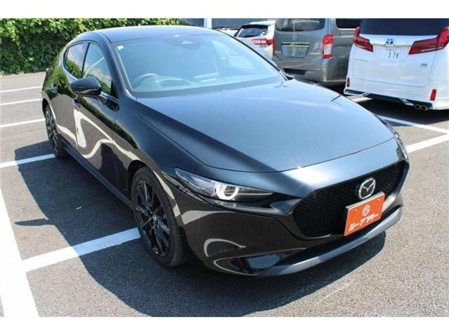 MAZDA3 FASTBACK