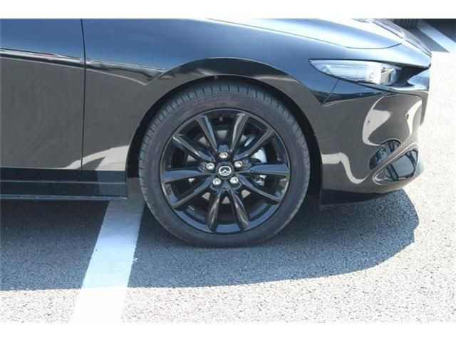 MAZDA3 FASTBACK