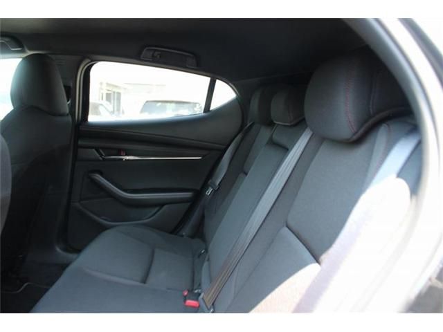MAZDA3 FASTBACK