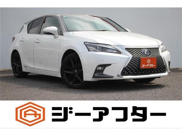 LEXUS CT200h