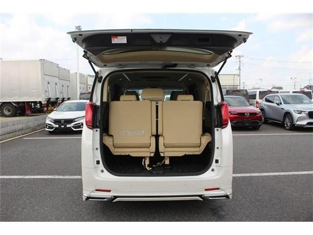 ALPHARD hybrid 4WD