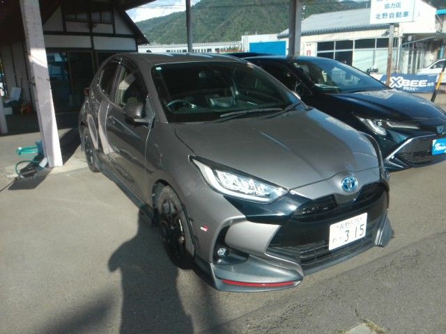 YARIS HYBRID