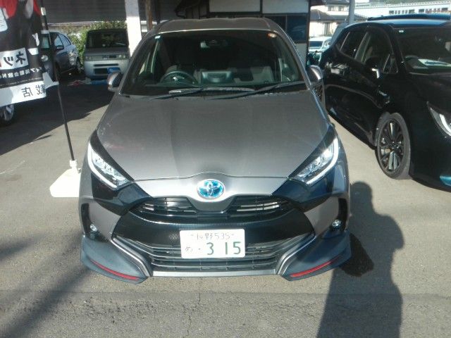 YARIS HYBRID