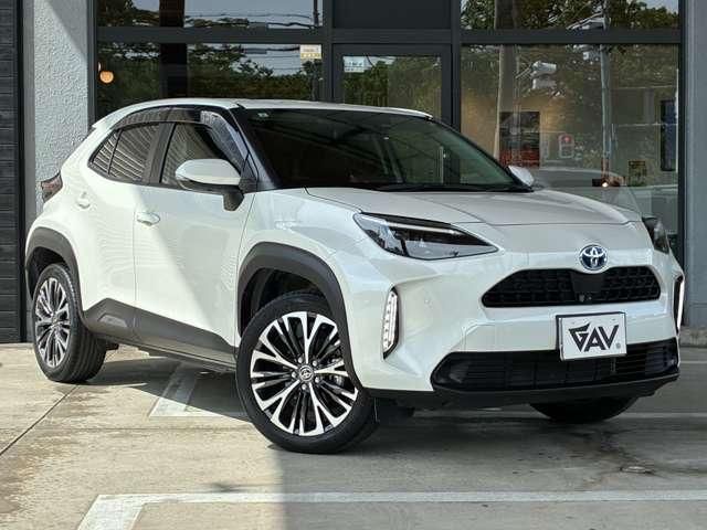 YARIS CROSS HYBRID