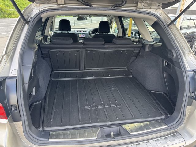 LEGACY OUTBACK