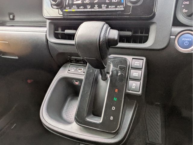 SIENTA HYBRID