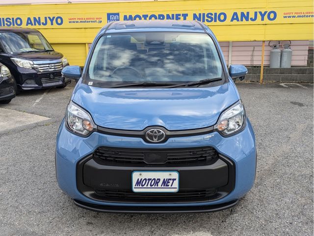 SIENTA HYBRID