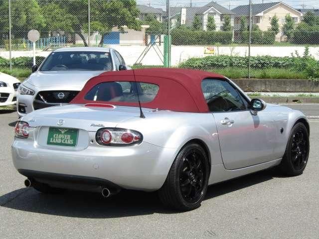 ROADSTER